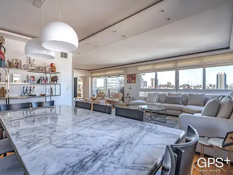Departamento en Venta de 4 dormitorios