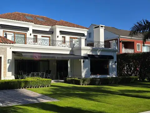 La Lomada 100