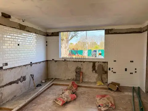 Casa 4 ambientes con 3 baños