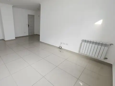 Departamento luminoso y amplio en barrio General Paz!