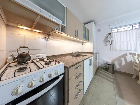 Depto Tipo Casa en Venta de 5 ambientes