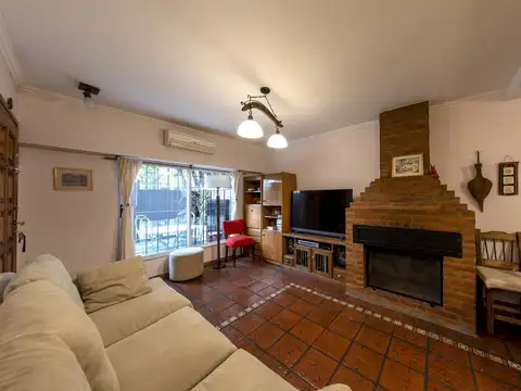Depto Tipo Casa en Venta de 4 dormitorios