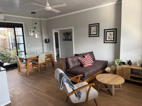 Casa 3 ambientes con 2 baños