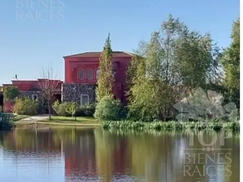 Casa de estilo en Islas