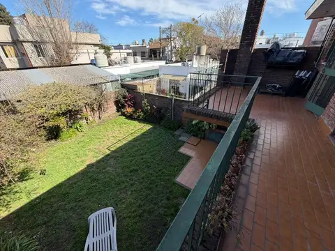 Casa 7 ambientes con 3 baños