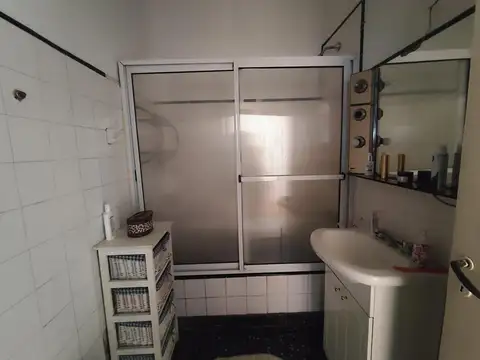 Depto Tipo Casa 4 ambientes con 2 baños