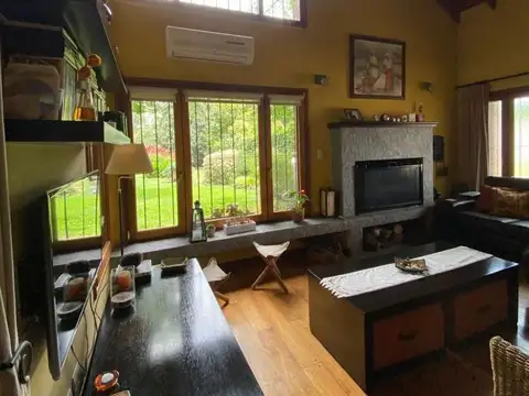 Casa 6 ambientes con 3 baños