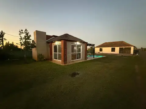 Venta casa quinta santa fe - Lagos del Leyes