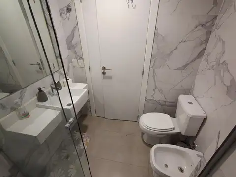 Departamento en Alquiler con 1 cocheras