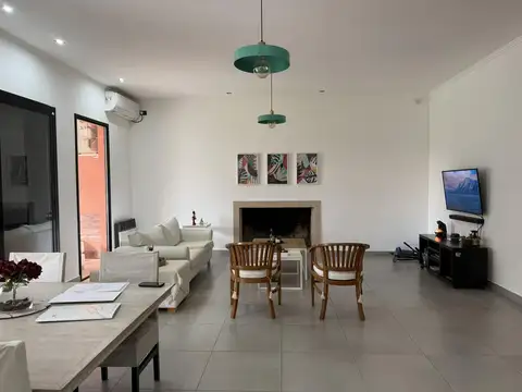 Casa en Venta al Oeste