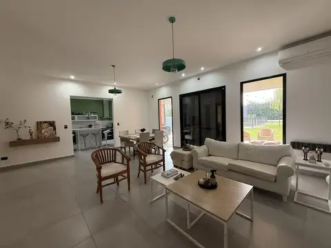 Casa en Venta en Pueblo General Belgrano, USD 245.000