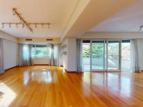 Departamento 5 ambientes con 4 baños