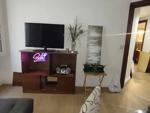 Carlos Pellegrini 800