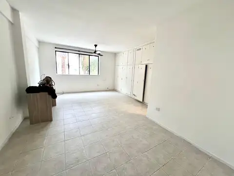 Las Heras 800, Piso 1