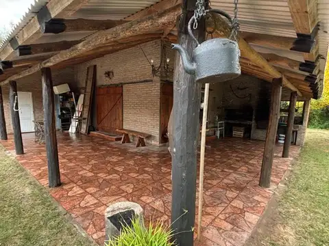 Casa 2 ambientes con 1 baño