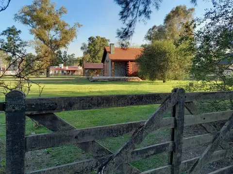 Casa 4 ambientes con 1 baño