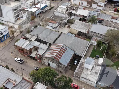 Galpon en Venta 34  mts Fondo
