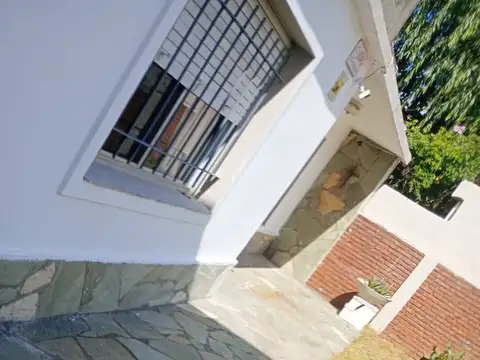 Muy linda casa americana. APTO CRÉDITO!