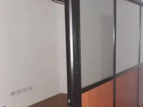 Oficina en Venta en Nuestra Señora De Lourdes, USD 152.000