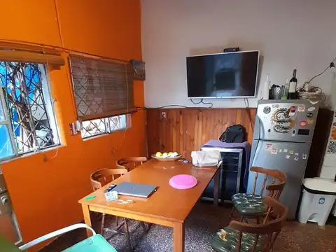 Villa Maipu 2 Casas en mismo lote - ideal para dos familias o para renta.