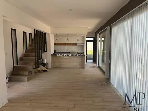 Casa en Venta en San Lucas, USD 300.000