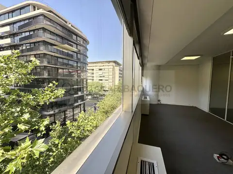 Oficina en Alquiler 24 años