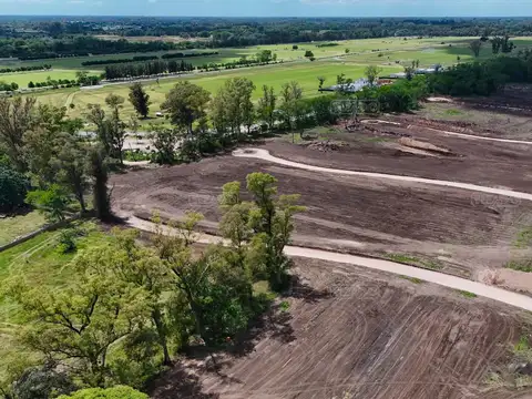 Terreno en Venta en Carabassa, USD 75.207
