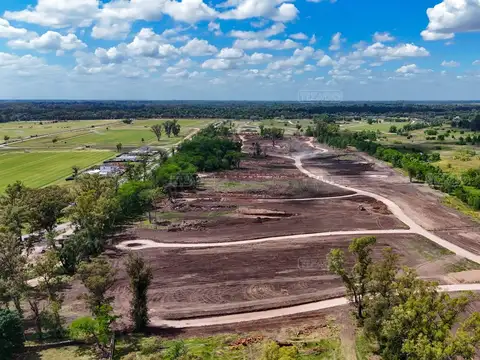 Terreno en Venta en Carabassa, USD 71.063