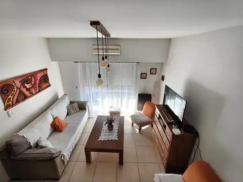 Depto Tipo Casa en Venta en Munro, USD 165.000