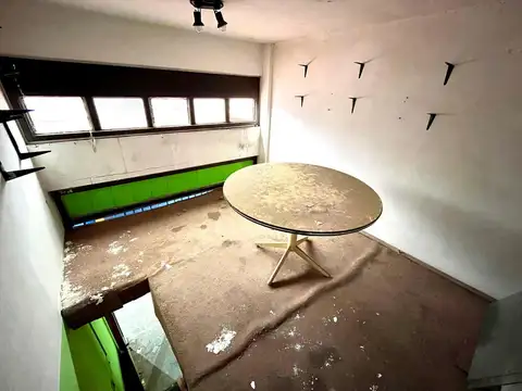 Local en venta en La Plata