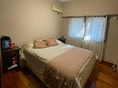 Chalet 4 ambientes desarrollado en una planta