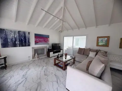 CASA EN VENTA HARAS SANTA MARIA