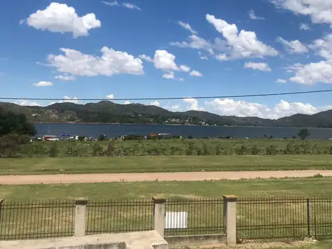 RETASADA!!HERMOSA CASA SOBRE COSTANERA