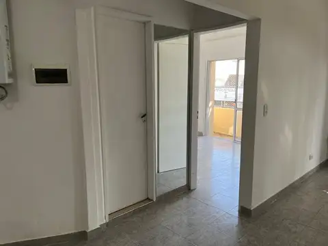 Alquiler Departamento 2 ambientes Valentín Alsina