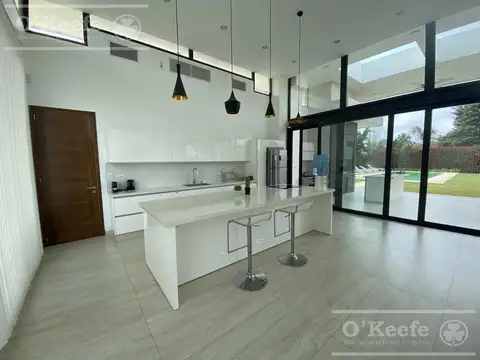Casa en Venta en Arturo Segui, USD 365.000