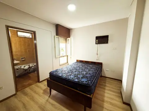 Departamento 6 ambientes con 3 baños