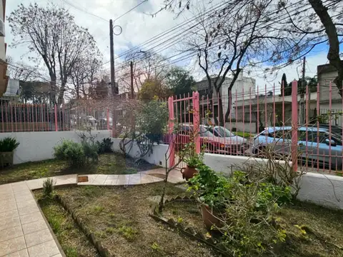 VENTA TERRENO EN BUCEO con potencial inversor
