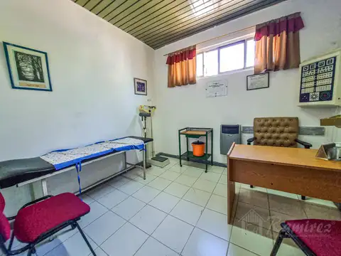 Local en Venta en Francisco Alvarez, USD 250.000