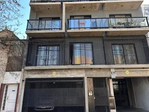 Chacabuco 1834 02 03 Monoambiente Con Balcón
