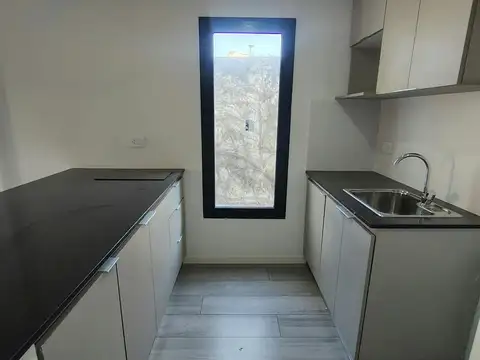Chacabuco 1834 02 03 Monoambiente Con Balcón