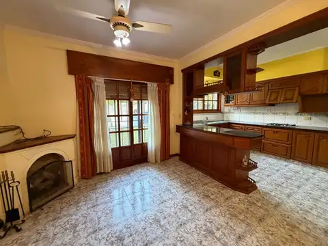 Casa en Venta en Campana, USD 240.000