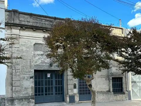 Terreno en Venta en Plaza Irigoyen, USD 200.000