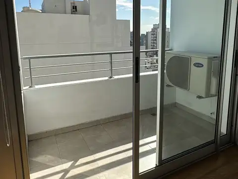 blanco encalada 5300, Piso 8