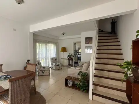 Casa en Venta en Victoria, USD 230.000