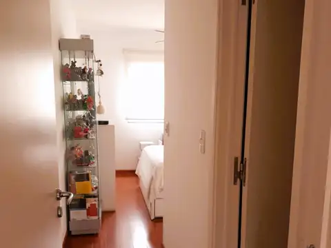 *EXCLUSIVO DEPTO. 3 AMB. CON BALCÓN AL FRENTE