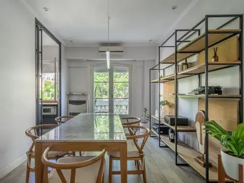 Dpto de 3 amb. Reciclado con Terraza propia. 100 m2 Tot.