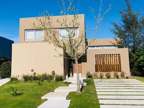 Casa en Venta de 6 dormitorios