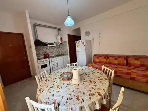 IMPECABLE DEPARTAMENTO DE 2 AMBIENTES EN VENTA ¡OPORTUNIDAD!