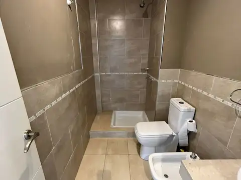Departamento en Alquiler con 1 cochera