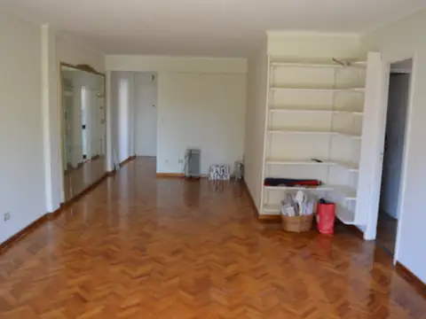 Dueño alquila 3 ambientes con dependencia en Belgrano R